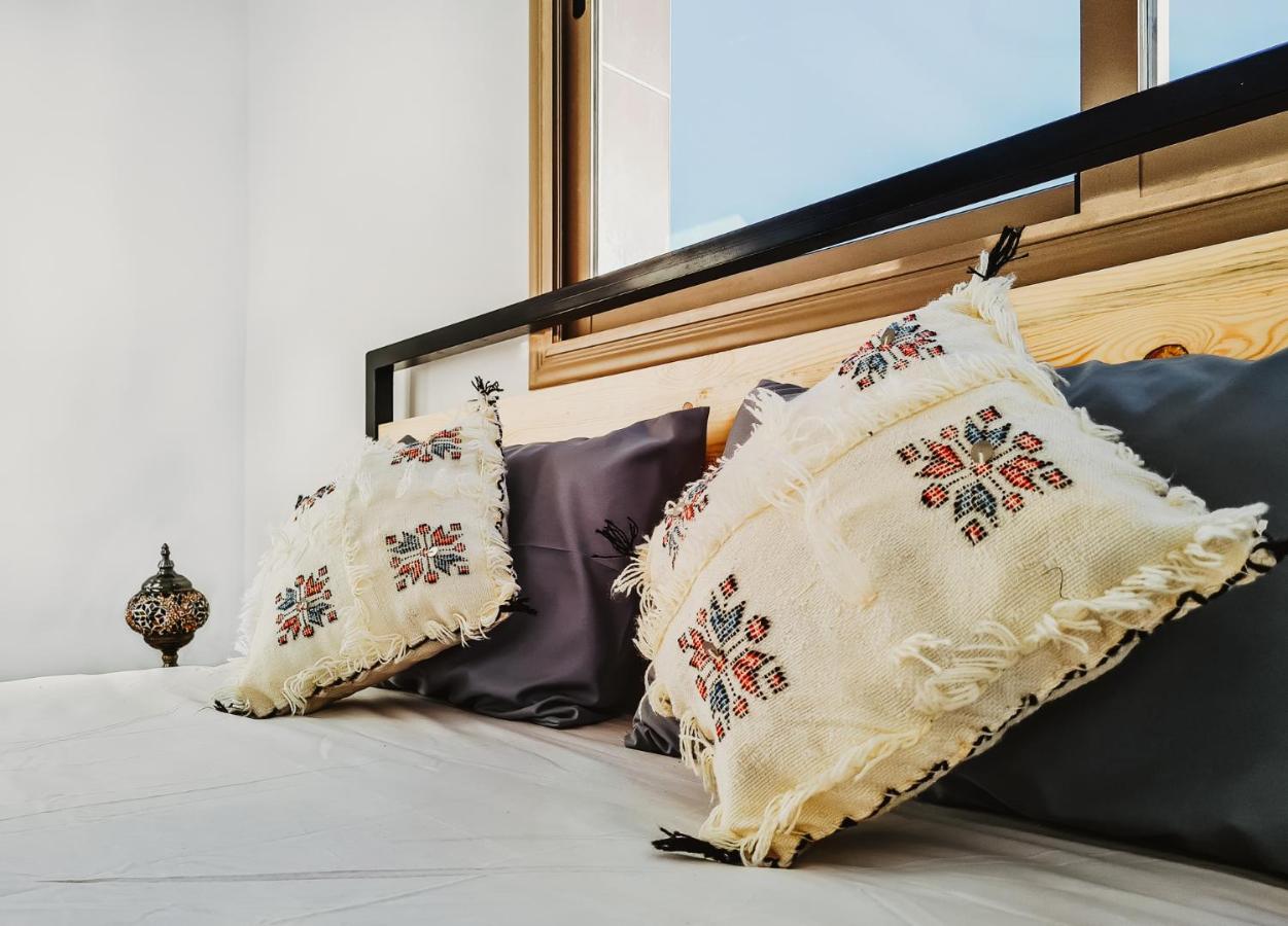 Cactus Surf House Hostel Tamraght Екстериор снимка