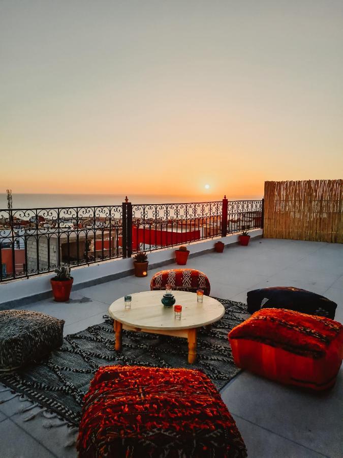 Cactus Surf House Hostel Tamraght Екстериор снимка