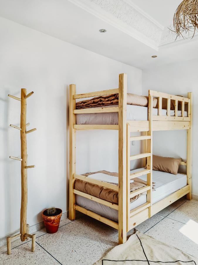 Cactus Surf House Hostel Tamraght Екстериор снимка