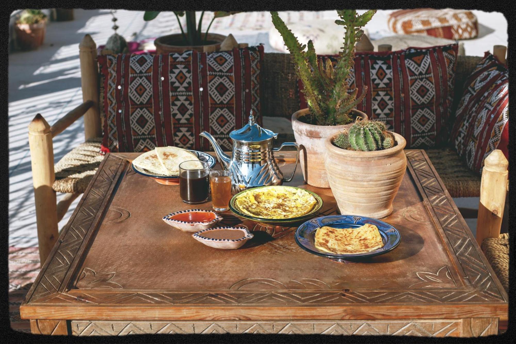 Cactus Surf House Hostel Tamraght Екстериор снимка