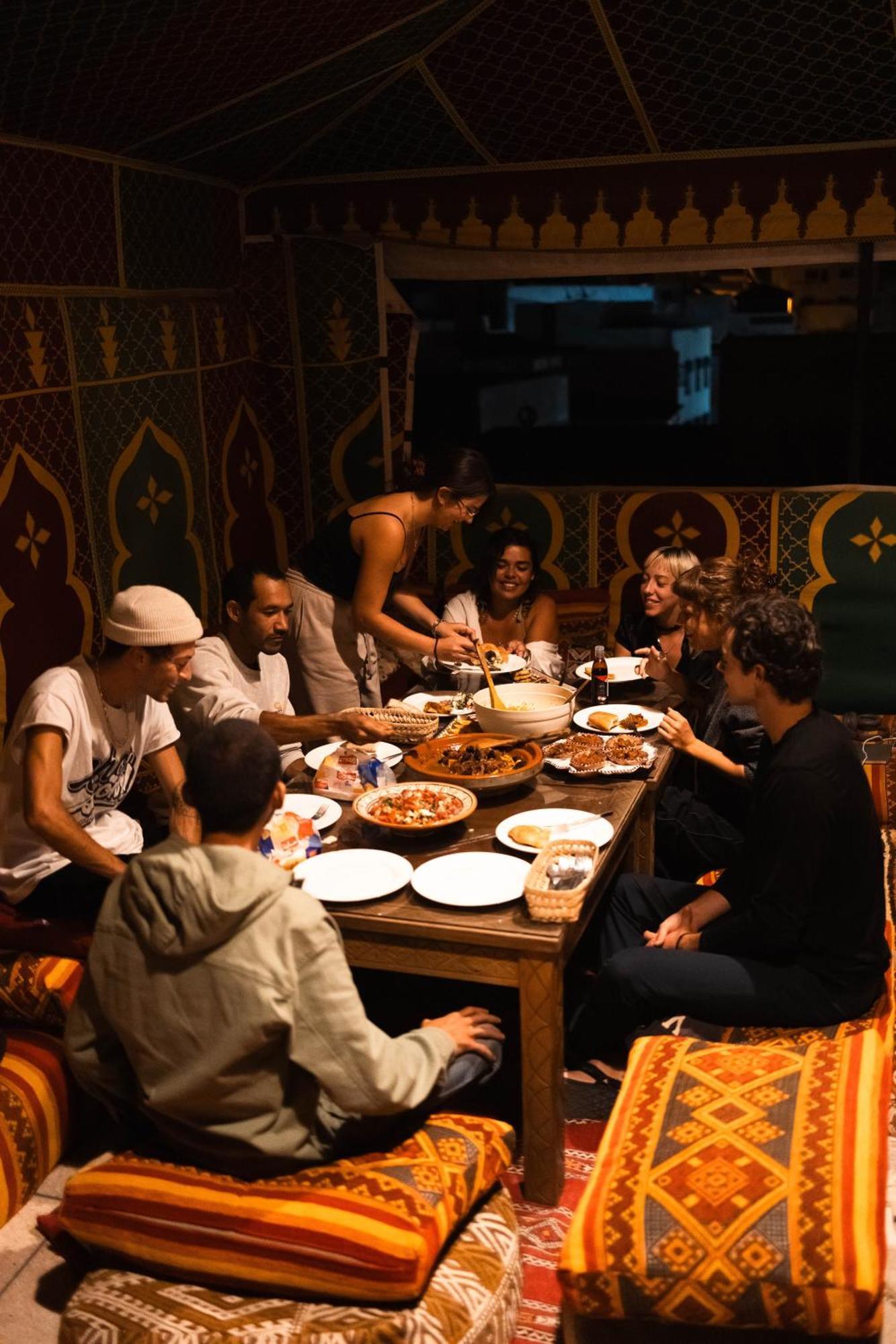 Cactus Surf House Hostel Tamraght Екстериор снимка
